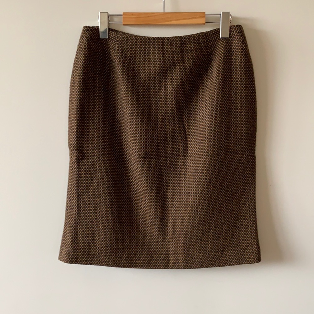 Feminine wool Skirt